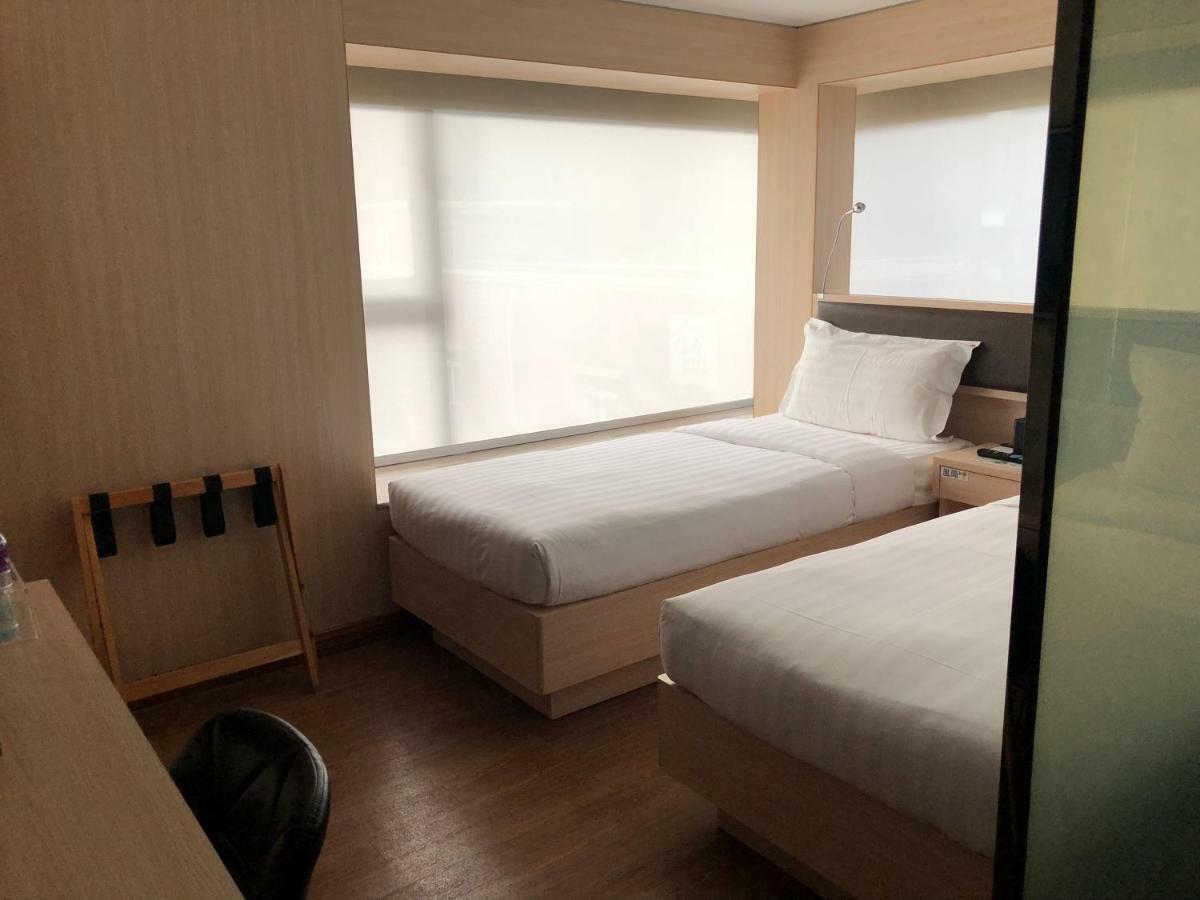 Ifu Hotel Макао Екстериор снимка
