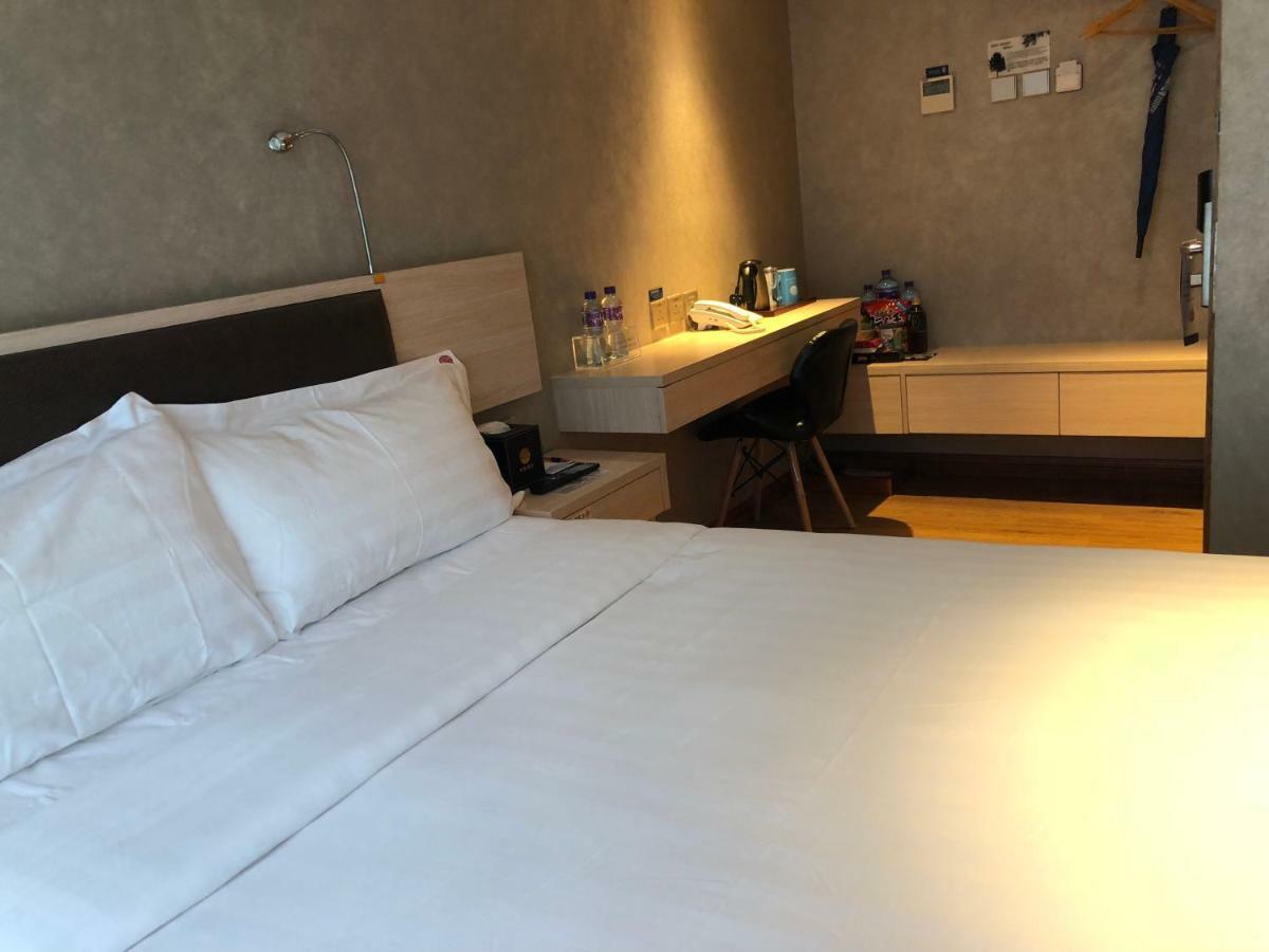 Ifu Hotel Макао Екстериор снимка