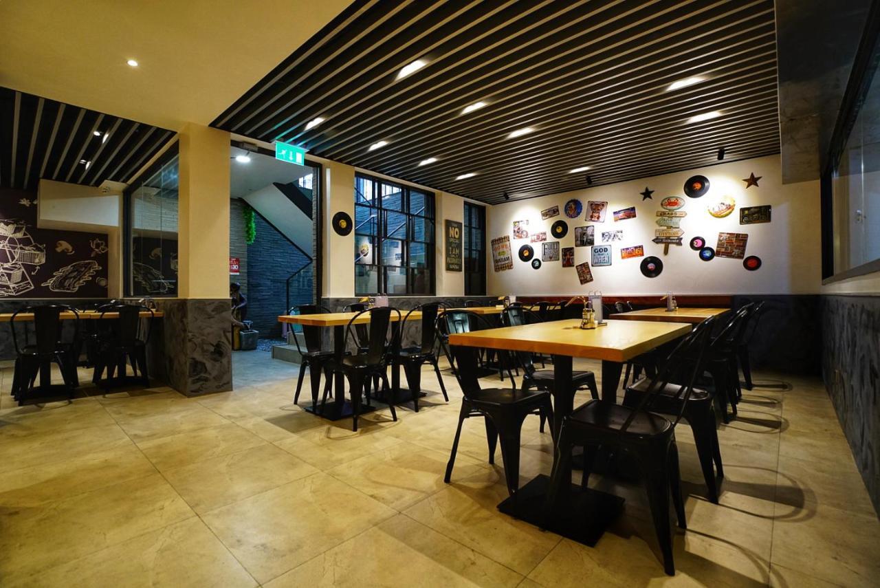 Ifu Hotel Макао Екстериор снимка